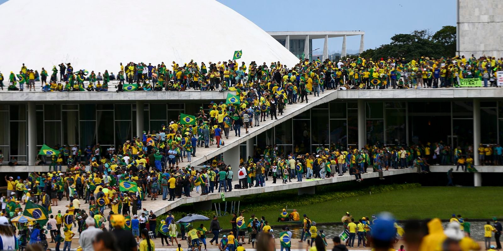 Associação de Juristas lança campanha contra anistia a golpistas