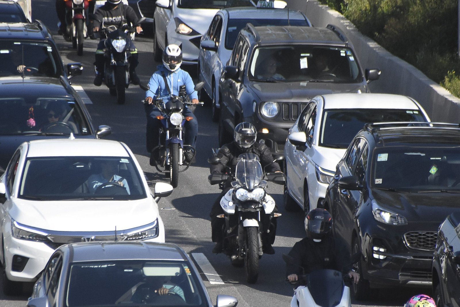 Produção de motos cresce 25,8% em fevereiro, aponta Abraciclo