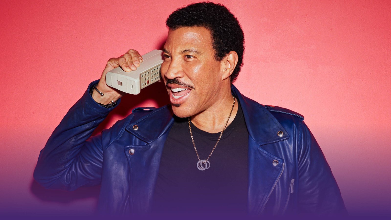 Lionel Richie é anunciado no festival The Town; saiba mais