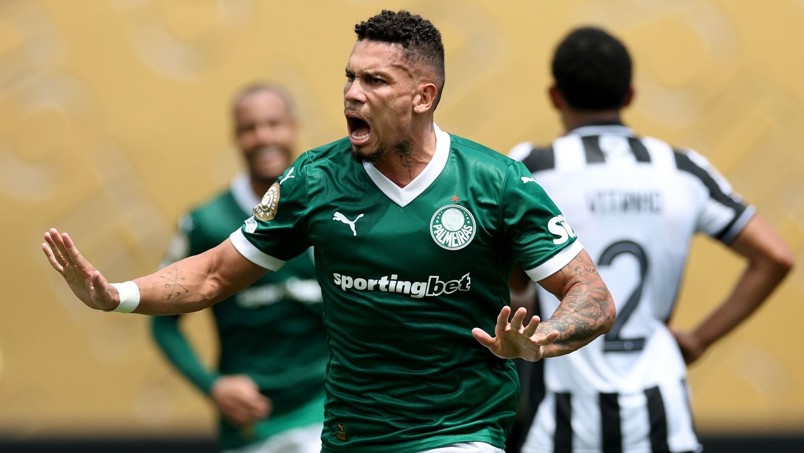 Abel revela que Paulinho vai passar por nova cirurgia após Mundial