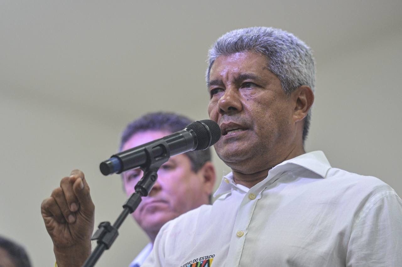 Pesquisa: governo Jerônimo é desaprovado por 51,6% na Bahia; 44,9% aprovam