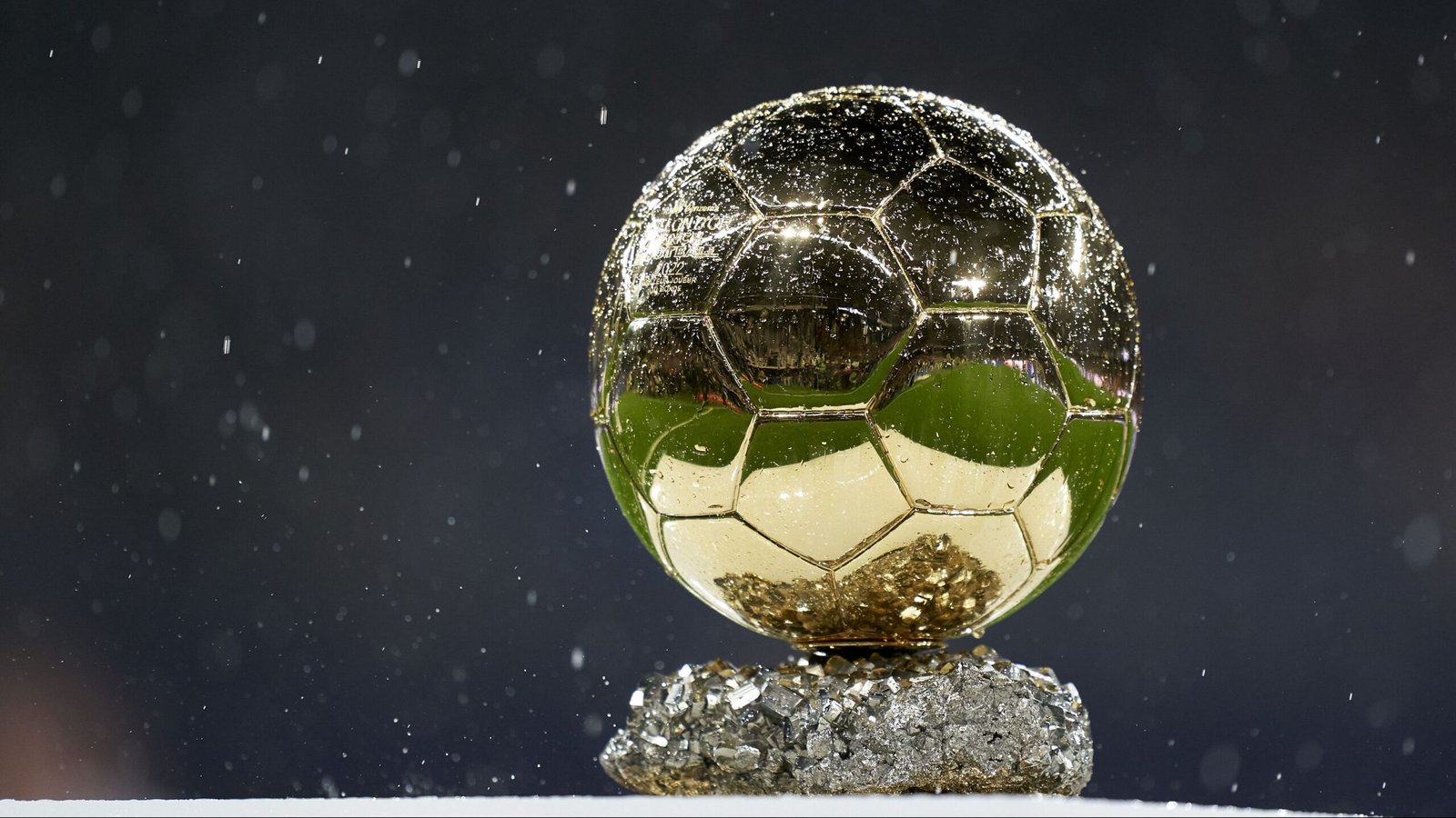 Bola de Ouro define data para divulgação dos finalistas; veja