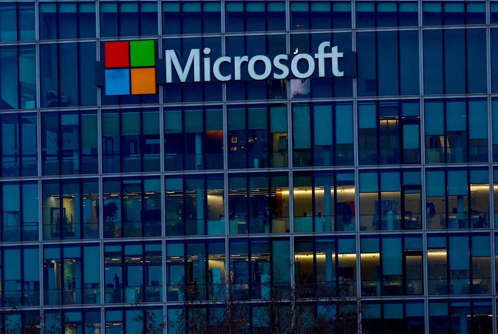 Microsoft alerta empresas e governos sobre ataque a software de servidor