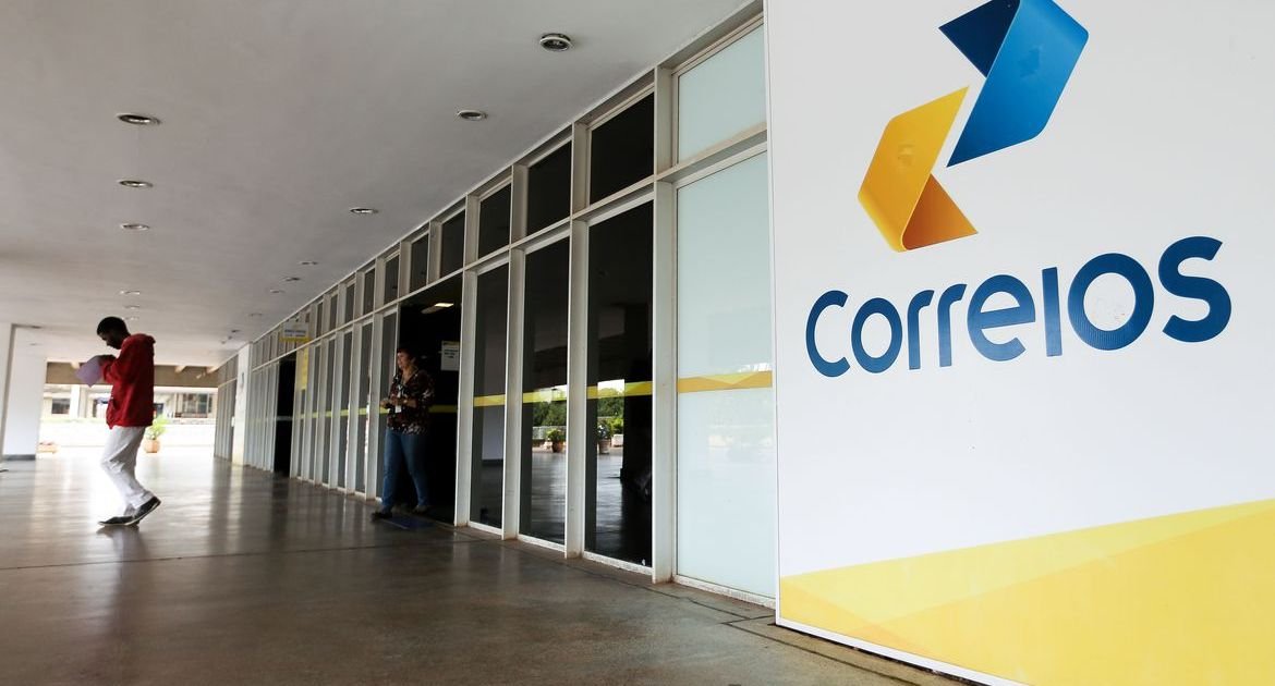 Correios avaliam empréstimo de R$ 20 bi para salvar caixa até fim de 2026