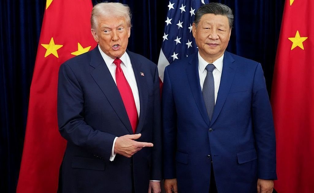 Na Coreia do Sul, Trump e Xi Jinping trocam elogios e discutem comércio
