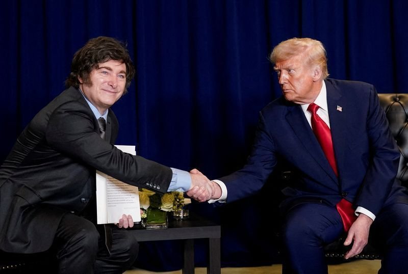 Entenda por que Trump quer que Milei vença eleições na Argentina