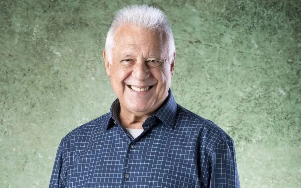 “Lei Antônio Fagundes”: ator brinca sobre proibição de atrasos em teatros