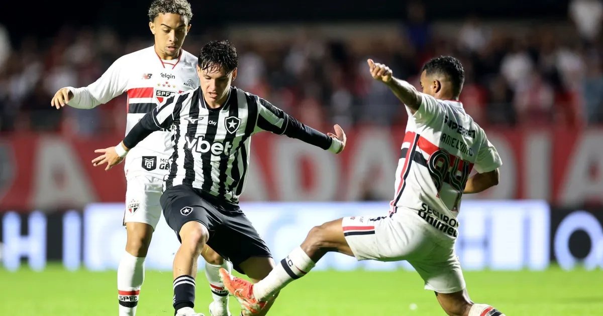 Brasileirão: Botafogo busca empate no fim e mantém crise no São Paulo
