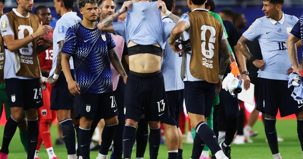 Uruguai: Imprensa critica seleção ‘à beira do abismo’ após empate