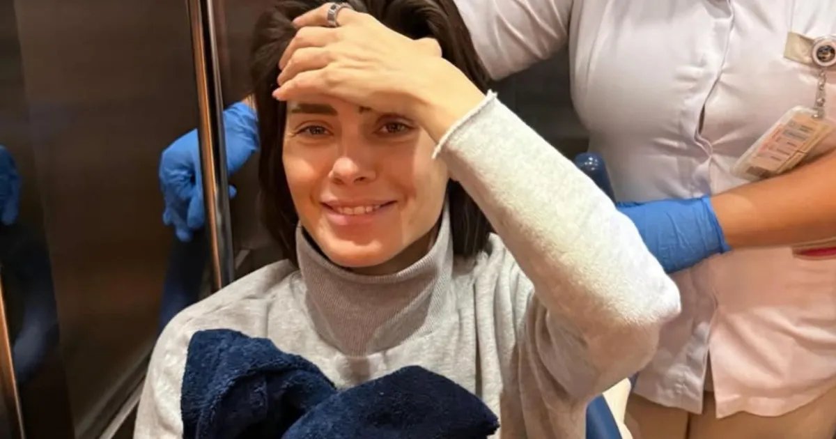 Após internação, Carolina Dieckmmann faz alerta sobre doença no rim