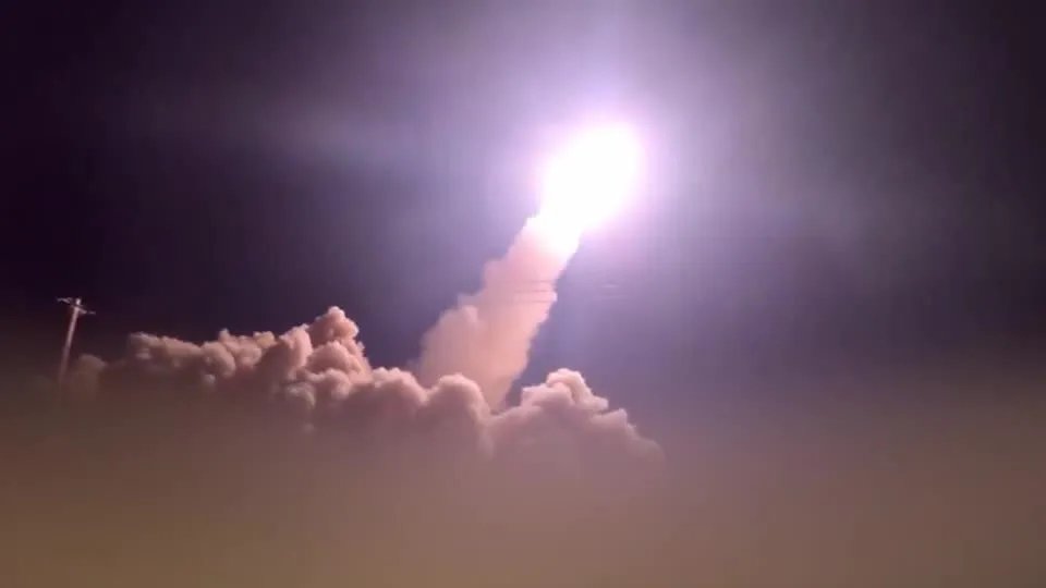 Forças Armadas da Jordânia dizem ter derrubado 10 mísseis iranianos