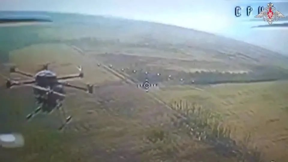 Ataques de drones ucranianos atingem quatro centros de varejista da Rússia