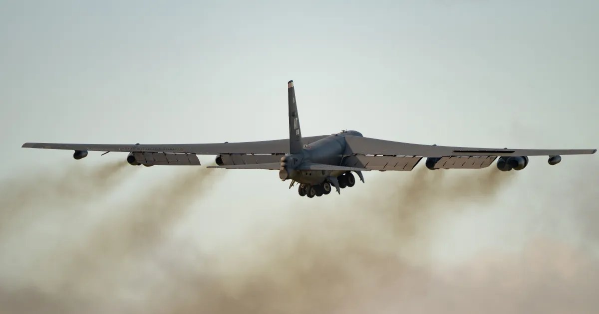 Ucrânia ataca aeronave russa que transporta mísseis, diz Zelensky
