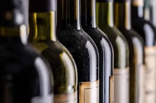Mercado de vinhos movimenta R$ 9,8 bilhões e bate recorde no Brasil