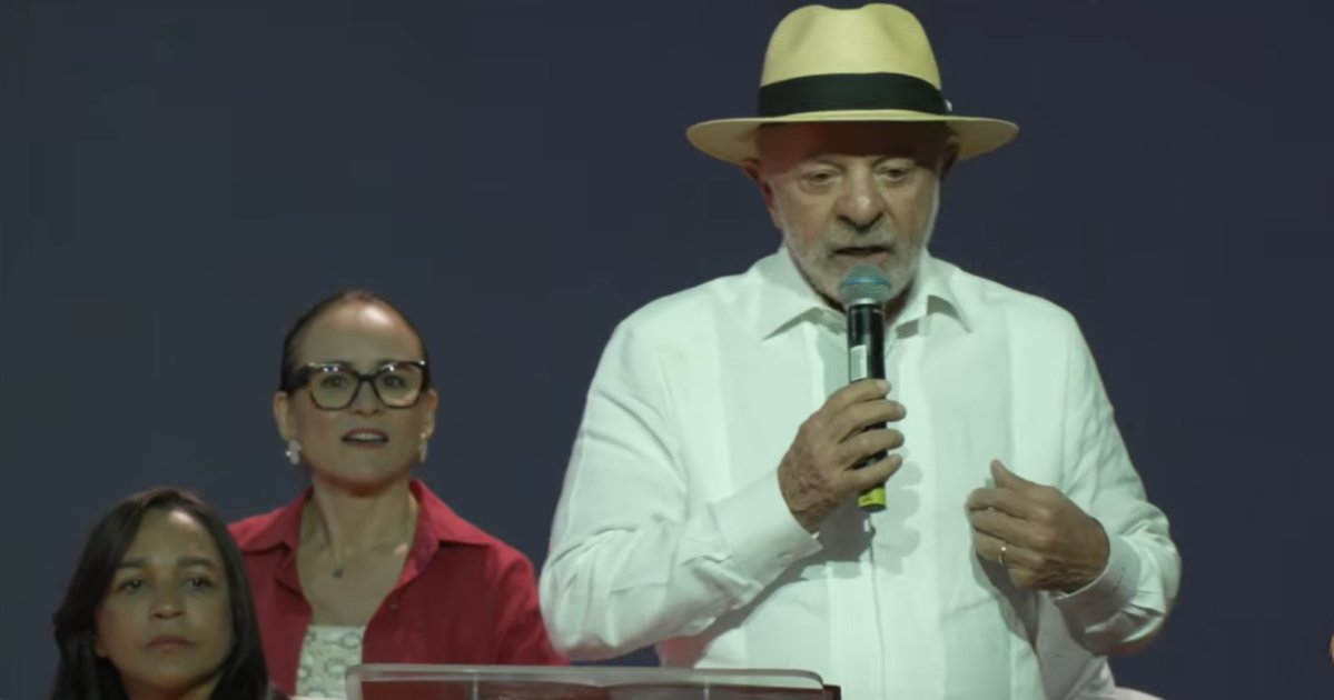 Lula defende igualdade de gênero em cargos de gestão em evento com mulheres