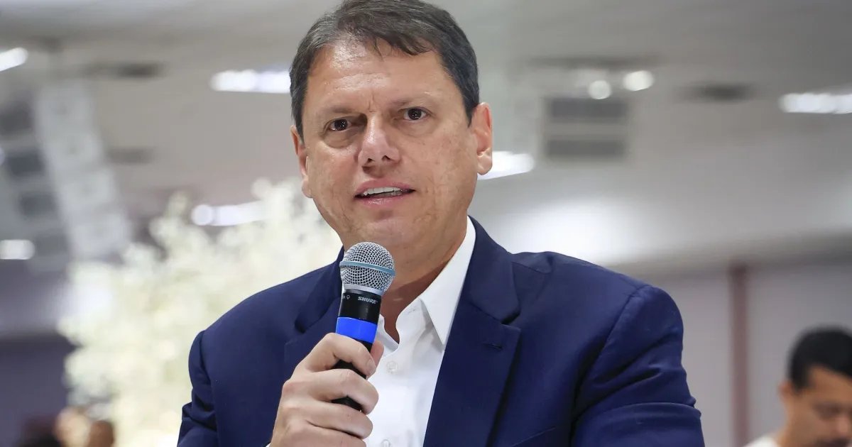 Real Time: 64% aprovam trabalho de Tarcísio; 33% desaprovam
