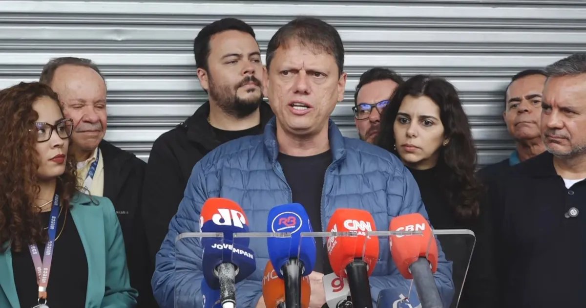 Decisão de Dino “compromete credibilidade” do STF, diz Tarcísio