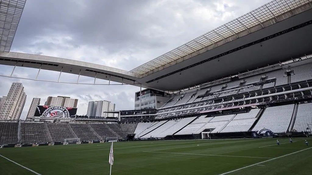 Corinthians enfrenta a Chapecoense com desfalques; veja provável escalação