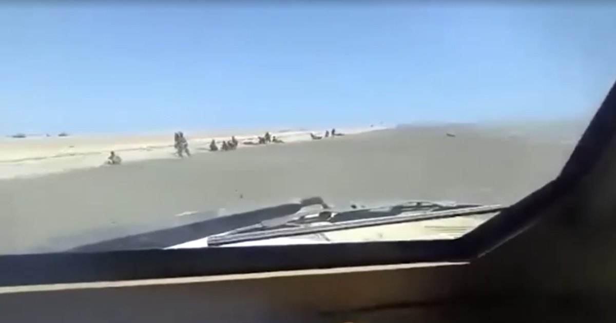 Forças do Iêmen publicam vídeo atropelando combatentes dos Houthis