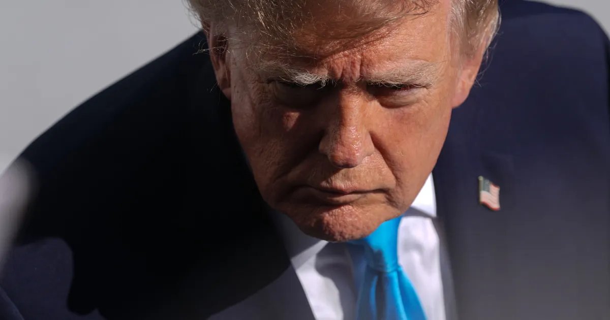 Trump intensifica viagens a estados favoráveis antes das eleições